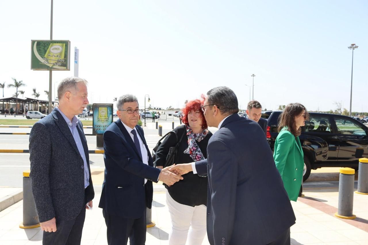 إشادة دبلوماسية أوروبية بمطار سفنكس كوجهة سياحية واعدة