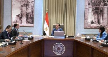 رئيس الوزراء يتابع مع وزير المالية عددا من ملفات العمل