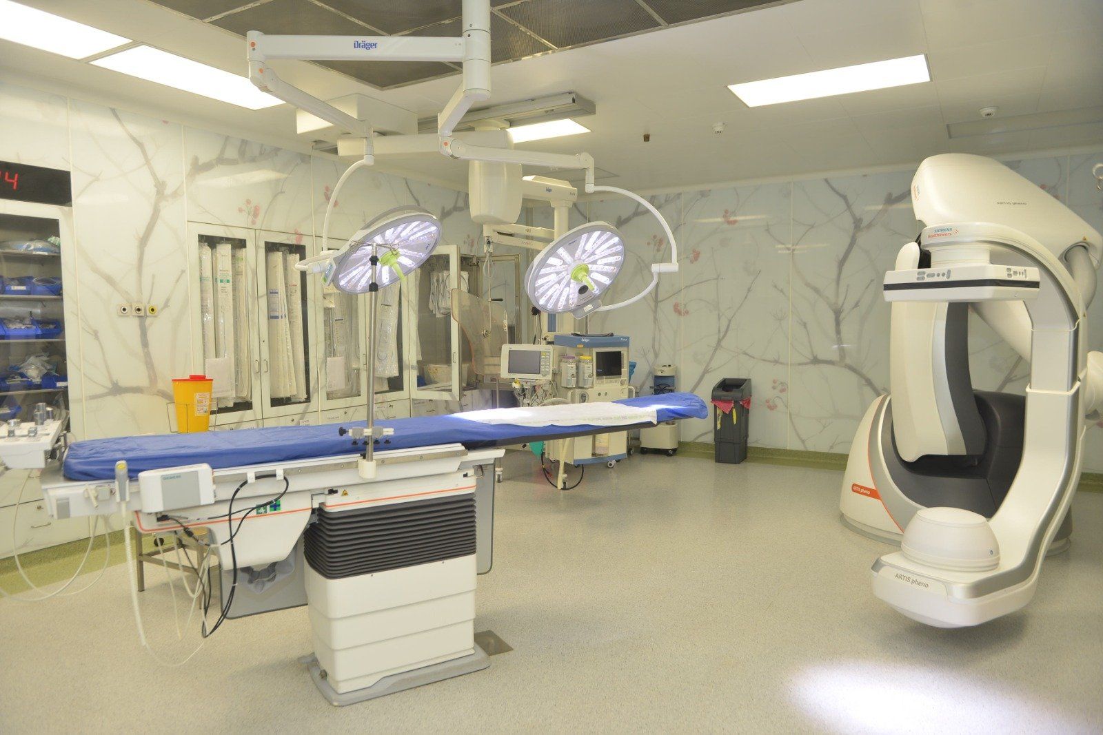 قصة نجاح في مستشفى الناس.. فرح وهنا طفلتين ولدا بعيوب خلقية نادرة وجراحة دقيقة تنهي المحنة