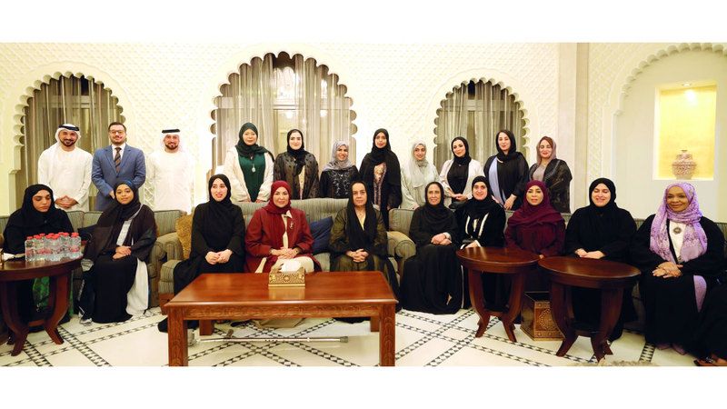 الامارات | مجلس «محمد سعيد الملا» يناقش الترابط الأسري ودعم اللغة العربية