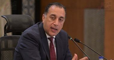 رئيس الوزراء يهنئ شيخ الأزهر بحلول عيد الفطر المبارك