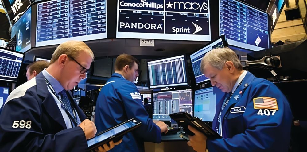 هبوط داو جونز.. مؤشرات الأسهم الأمريكية تغلق تداولاتها على انخفاض