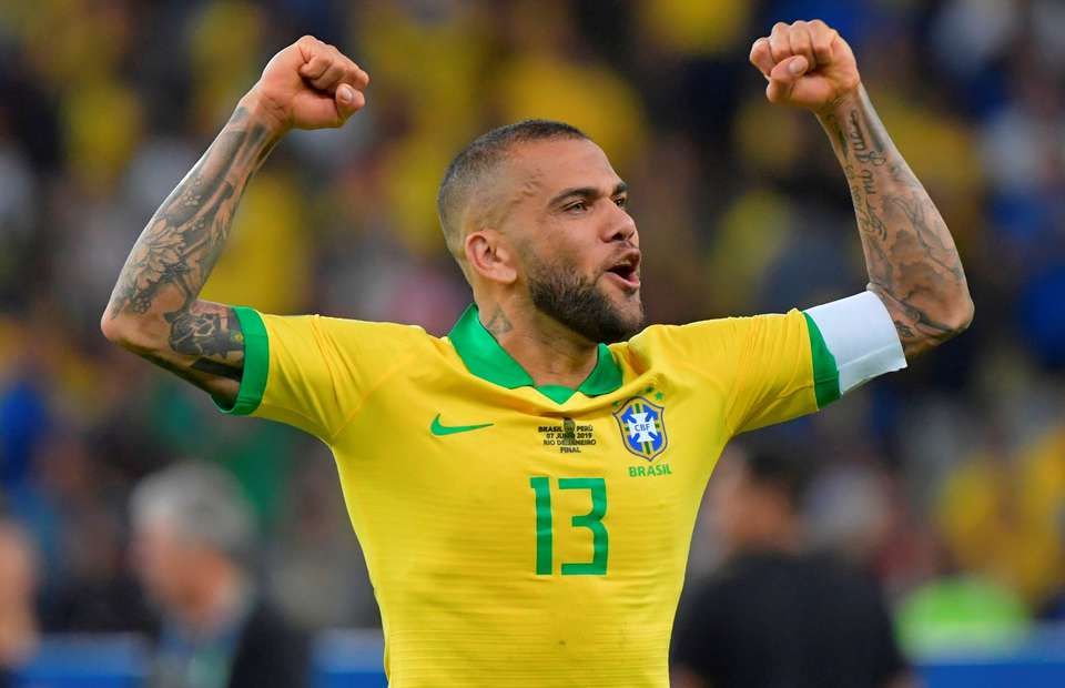 الامارات | محكمة إسبانية تُبطِل إدانة داني ألفيش بتهمة الاغتصاب