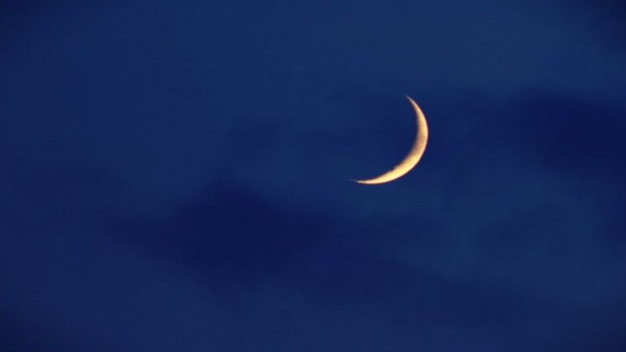 الامارات | لجنة تحري هلال شوال تعقد اجتماعها غداً في موقع الحصن