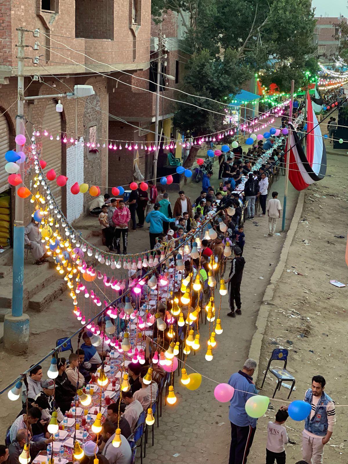 جزيرة الوراق بتفرح.. الأهالى يجهزون مائدة إفطار جماعى للعام الرابع.. صور