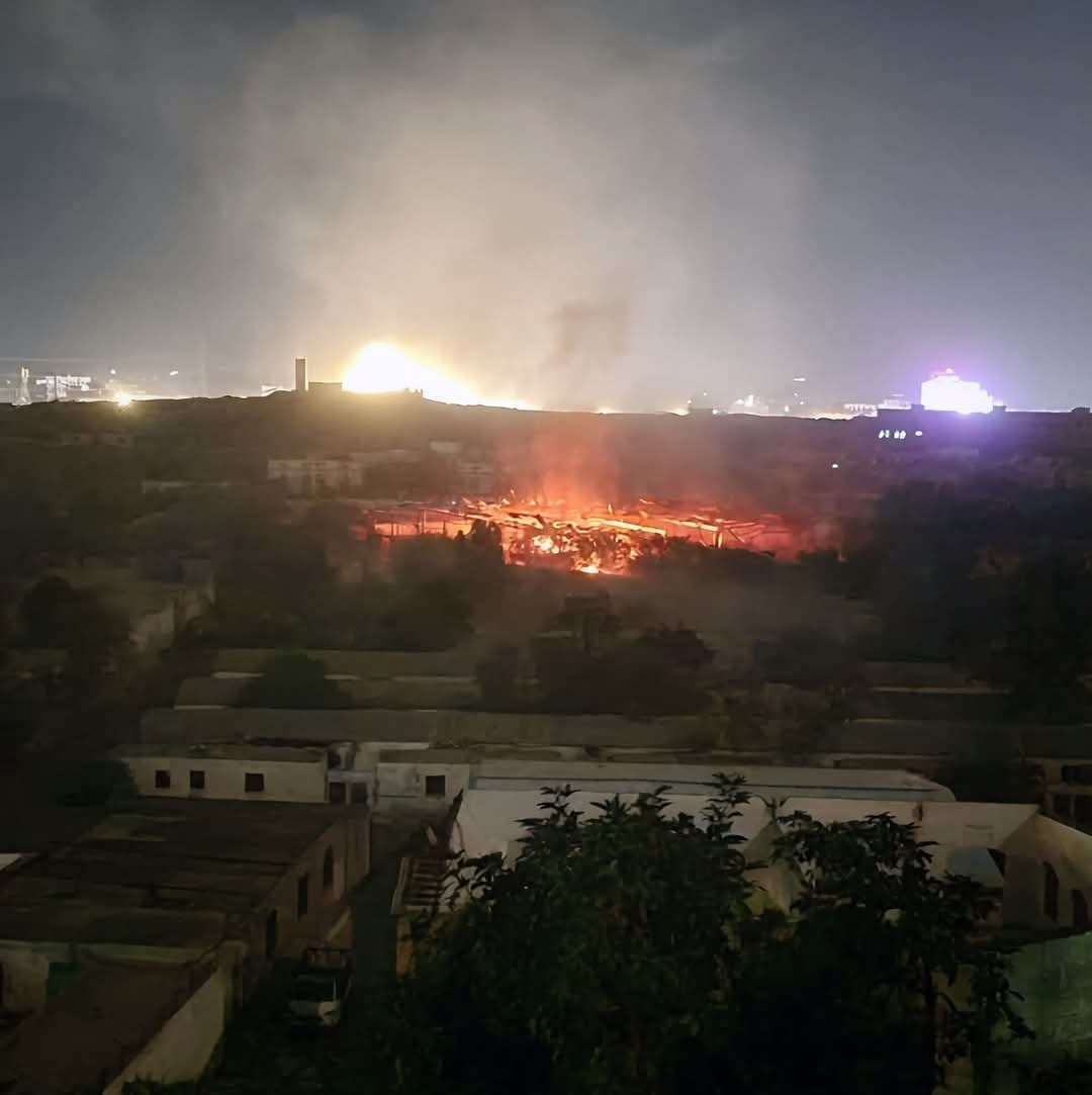 قيادي حو ثي : تم قصفنا بهذه القنابل للمرة الأولى!