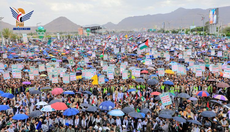 ملايين اليمنيين يتظاهرون دعماً لفلسطين في يوم القدس العالمي (صور)