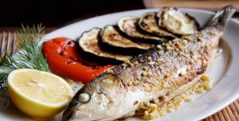 إزاي آكل رنجة وفسيخ في العيد من غير زيادة وزن؟.. 7 نصائح يجب اتباعها