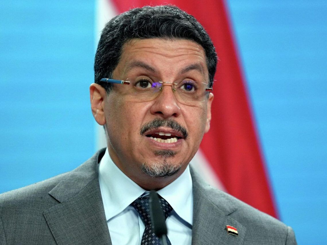 "هبة العيد السخية".. حكومة عدن تمنح موظفيها علاوة "تاريخية