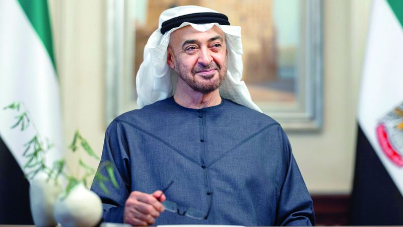 الامارات | رئيس الدولة ورئيس إفريقيا الوسطى يبحثان هاتفياً علاقات التعاون