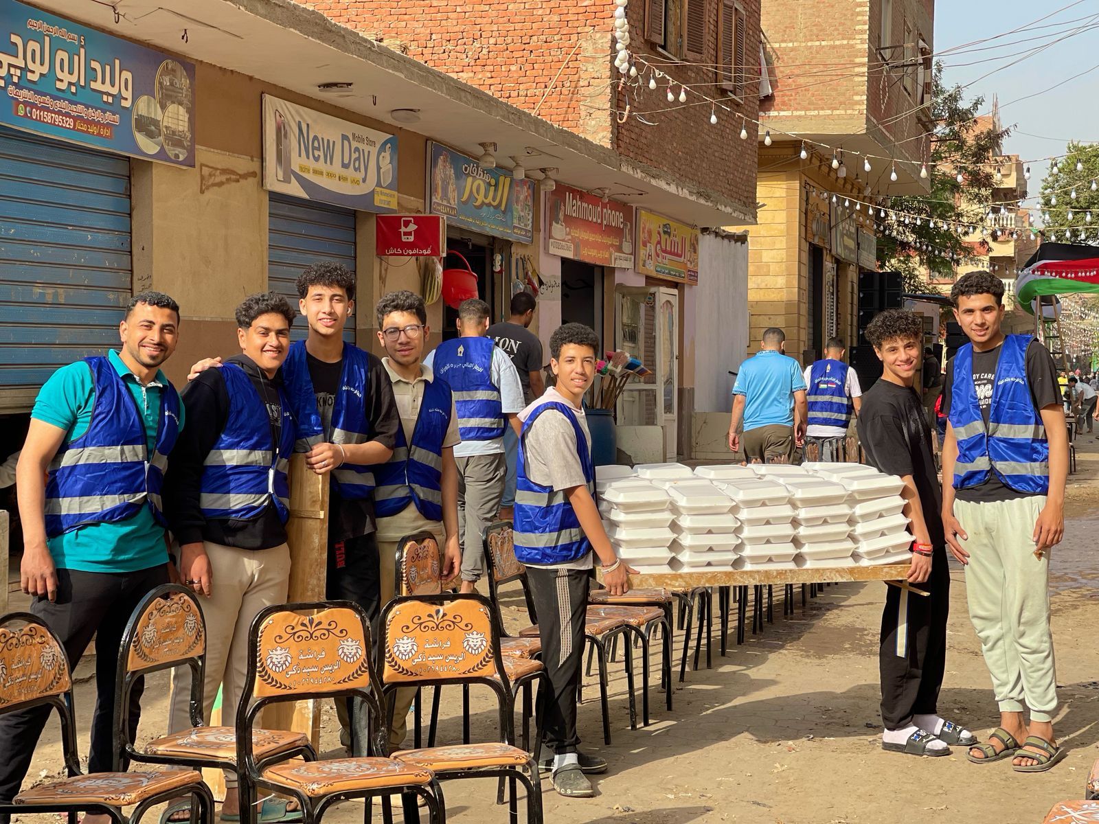 جزيرة الوراق بتفرح.. الأهالى يجهزون مائدة إفطار جماعى للعام الرابع.. صور