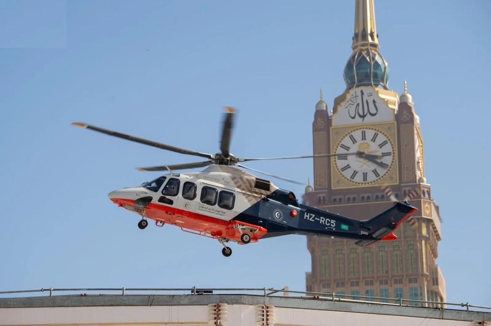 أول إجلاء طبي جوي من المسجد الحرام عبر مهبط الإسعاف الجديد