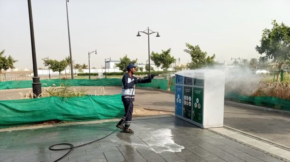 تهيئة المرافق العامة بمحيط 838 جامعًا ومصلى لصلاة عيد الفطر بجدة