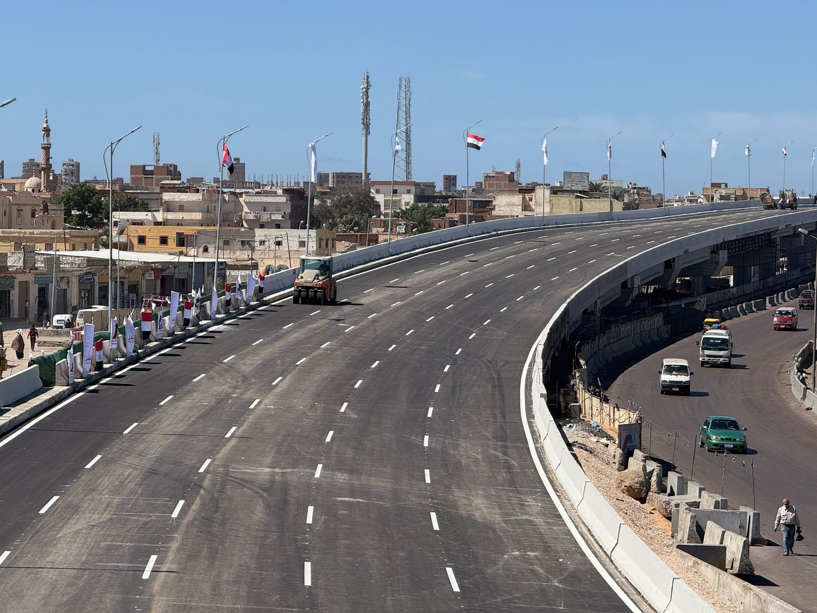 النقل تعلن افتتاح كوبرى العامرية بالإسكندرية جزئيا بعد تعديله وتوسعته.. صور