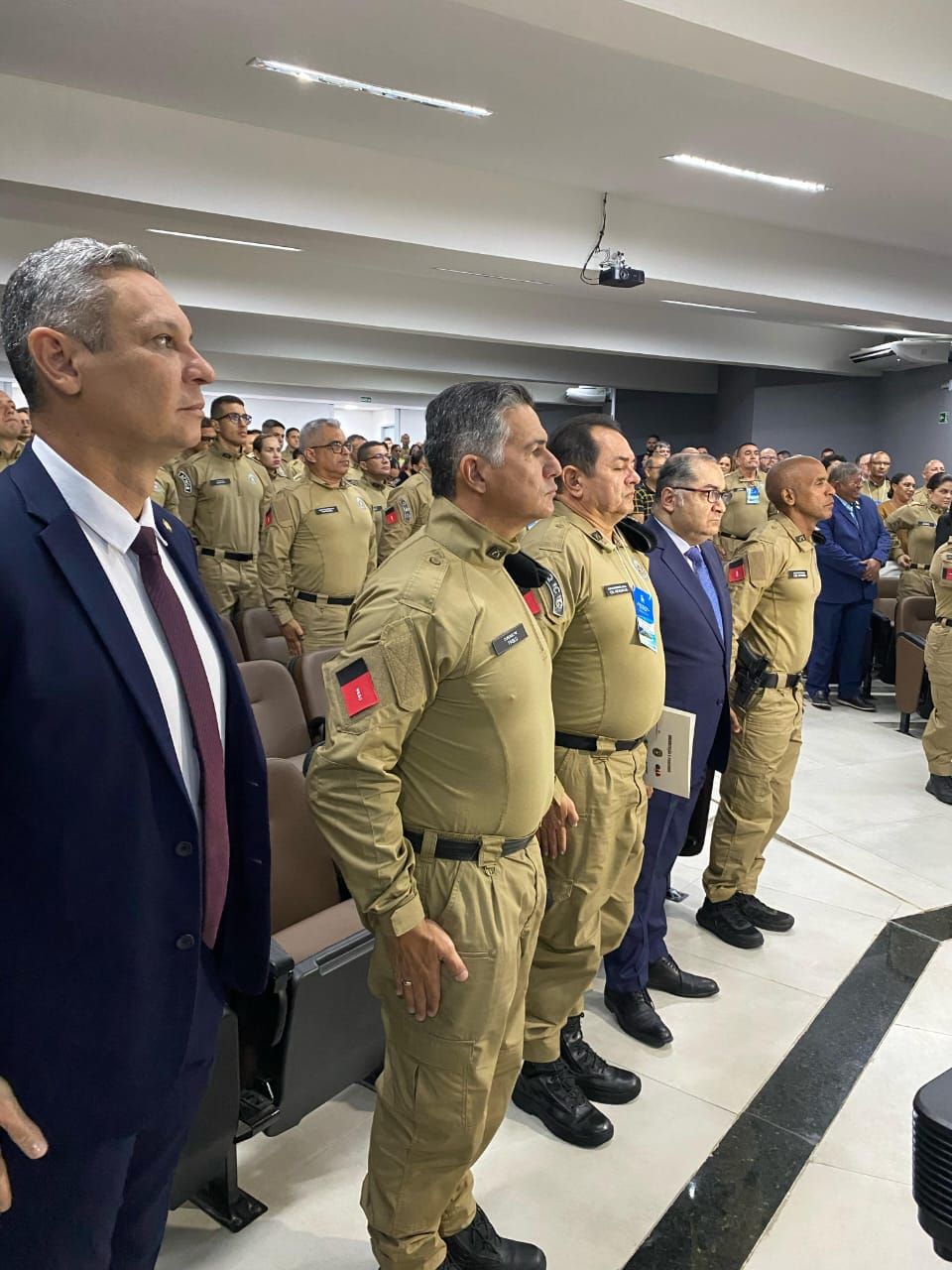 البرازيل تمنح نائب رئيس مجلس الدولة وسام الاستحقاق لإسهاماته فى الأمن السيبرانى