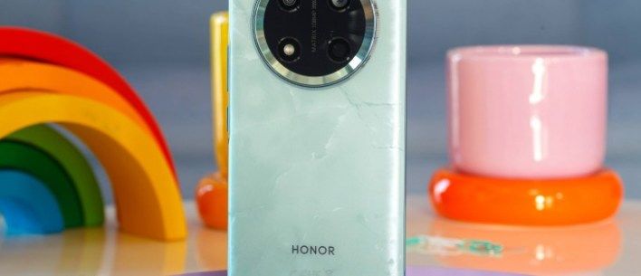 تكنولوجيا: هاتف متوسط جديد من Honor يأتي ببطارية ضخمة مذهلة
