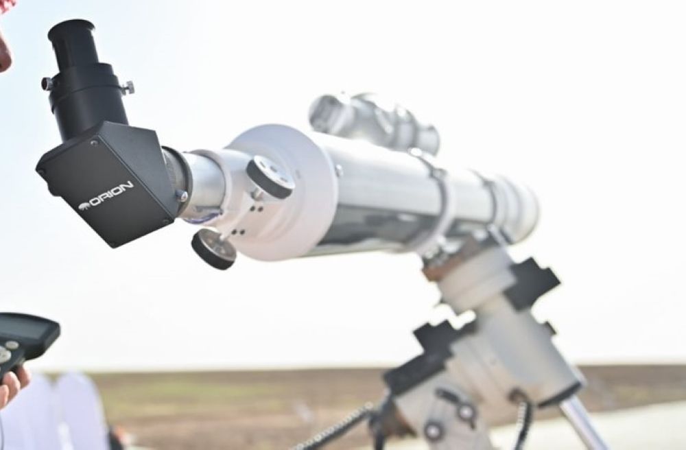 دقائق على بدء رصد رؤية هلال شوال في مرصد تمير