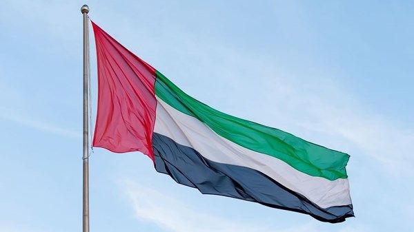 حكام الإمارات وأولياء العهود ونواب الحكام يهنئون رئيس الدولة ونائبيه بعيد الفطر المبارك