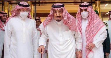 الملك سلمان يهنئ الأمة الإسلامية بحلول عيد الفطر المبارك