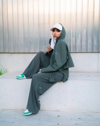 إن كنت محجبة.. هذا دليلك لإختيار ملابسك الرياضية