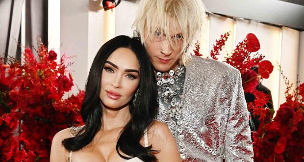 ميغان فوكس تستقبل طفلتهما الأولى من MGK