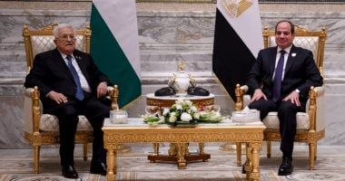 الرئيس السيسى لـ"أبو مازن": ندعو الله أن يمنح الشعب الفلسطينى الأمن والاستقرار فى دولته المنشودة