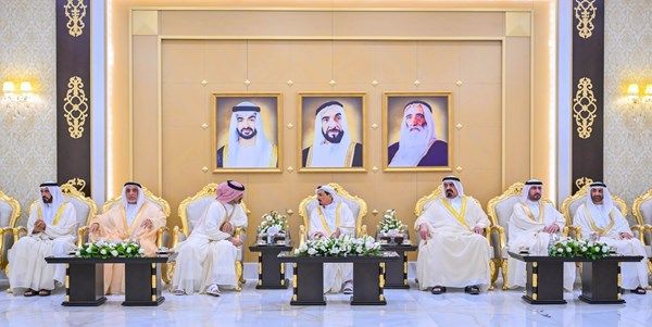 حاكم عجمان وولي عهده يستقبلان المهنئين بعيد الفطر المبارك