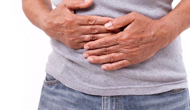 6 حلول فعالة تعالج حصوات المرارة دون جراحة.. تخلص من الألم الشديد