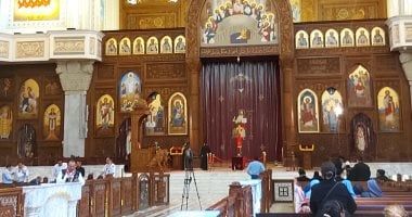 وصول جثمان الأنبا باخوميوس إلى الكاتدرائية بالعباسية