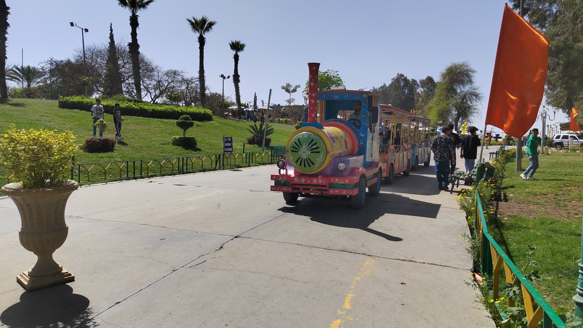 فرحة العيد.. الطفطف يجوب الحديقة الدولية احتفالا بالعيد.. صور