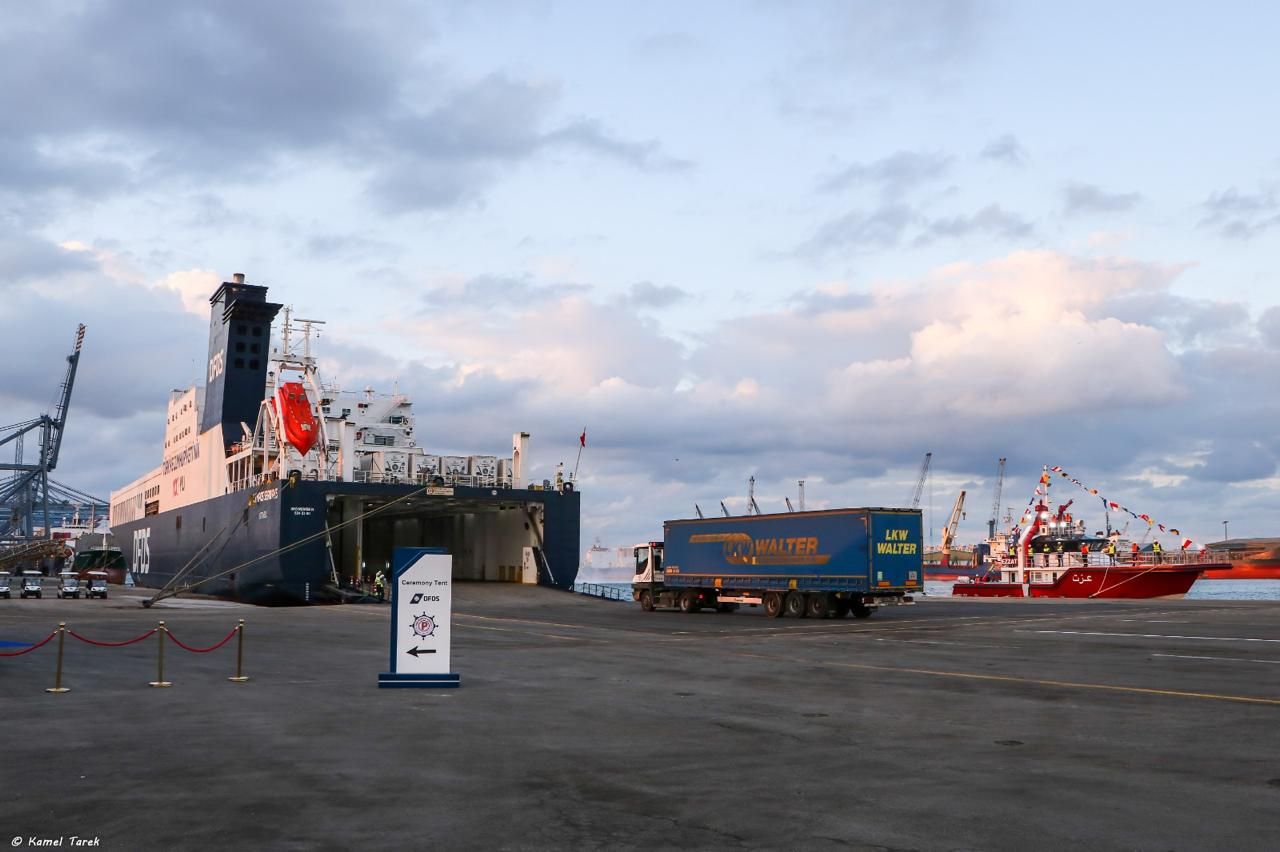 كل ما تريد معرفته عن خط الرورو بين مينائى دمياط وتريستا الإيطالي