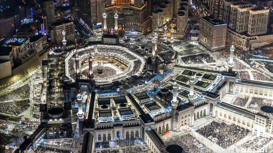 الخليج اليوم .. أكثر من 122 مليون قاصدٍ للحرمين الشريفين في شهر رمضان للعام 1446