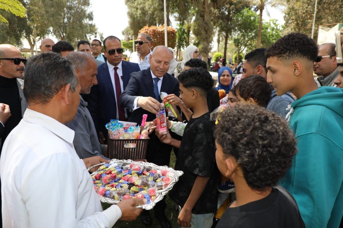 محافظ القاهرة: رفع درجة الاستعداد القصوى وإلغاء الإجازات فى العيد