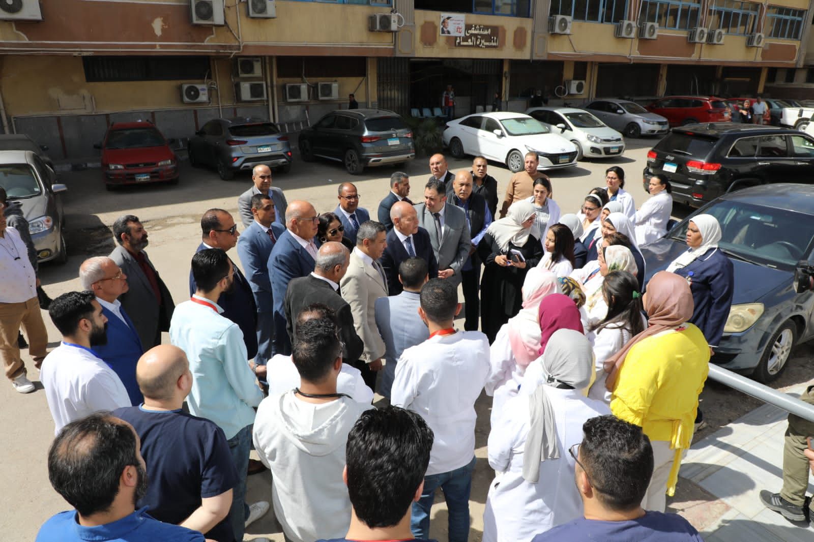 محافظ القاهرة يتفقد مستشفى المنيرة ويوجه بتوفير كافة الخدمات للمرضى