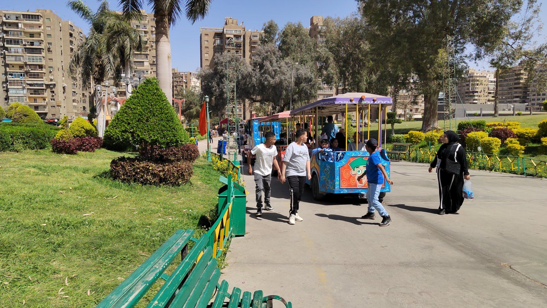 فرحة العيد.. الطفطف يجوب الحديقة الدولية احتفالا بالعيد.. صور