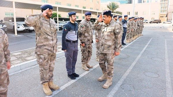 مديرو قطاعات شرطة أبوظبي يهنئون المناوبين بعيد الفطر السعيد