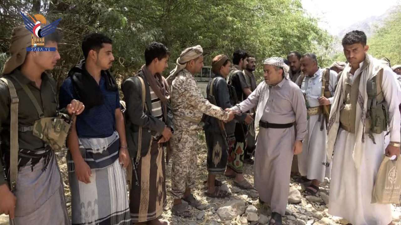 قيادات حو ثية تظهر بمحافظة تعز