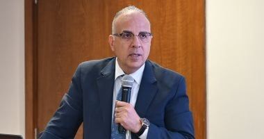 وزير الرى: العاملين بالوزارة متواجدين فى مواقعهم بنظام النوبتجيات