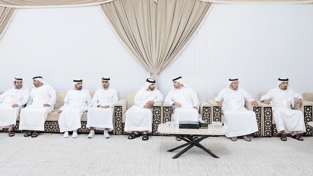 حمدان بن محمد وأحمد بن محمد ومنصور بن محمد يعزون في وفاة عوشة بنت مكتوم