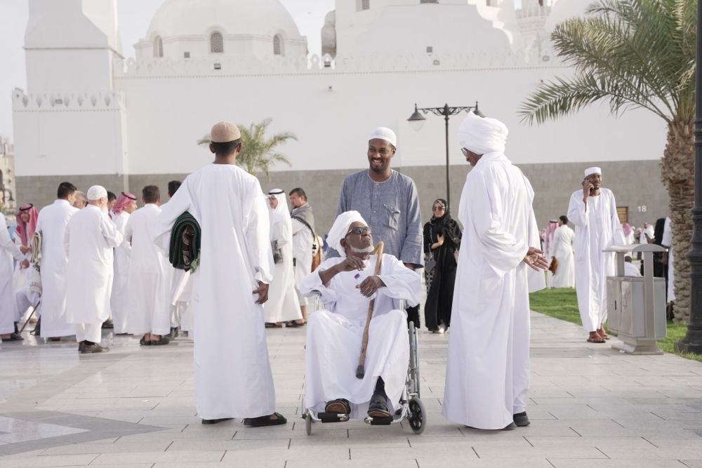 احتفالات عيد الفطر.. روح الفرح والمحبة تجمع أهالي المدينة المنورة