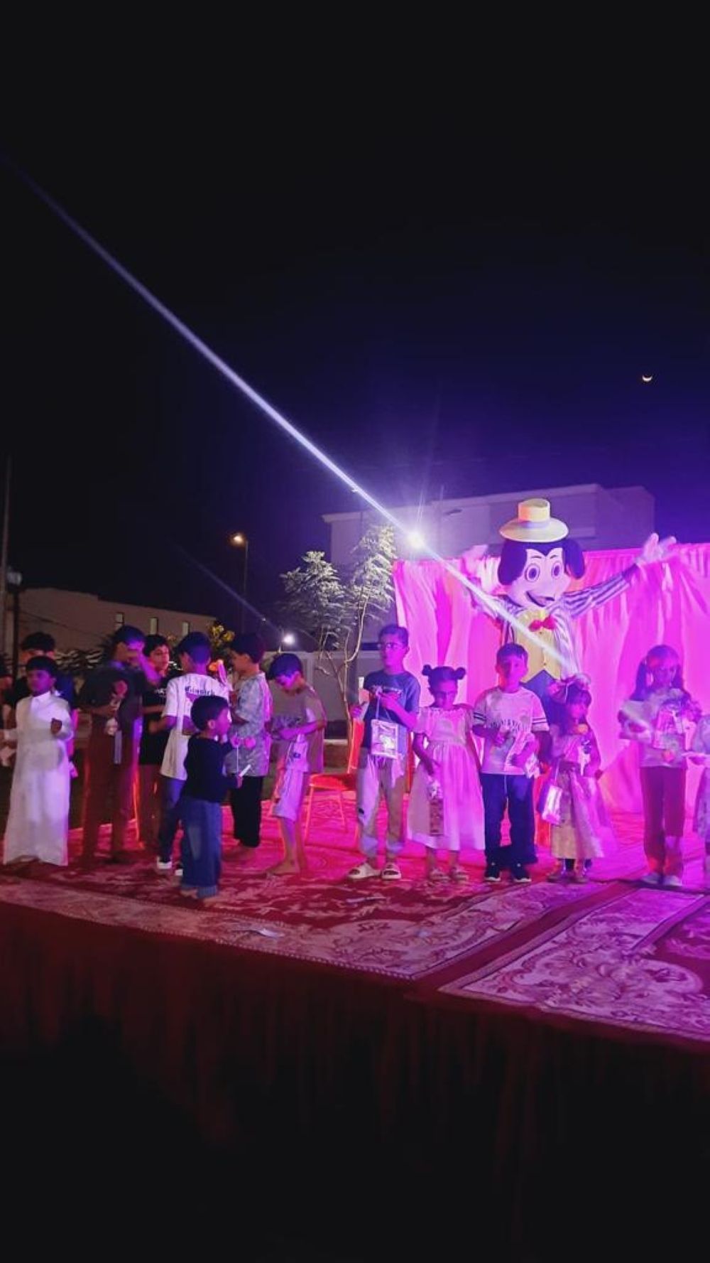 الطائف.. عروض فلكلورية وتوزيع 2000 هدية في احتفالات العيد