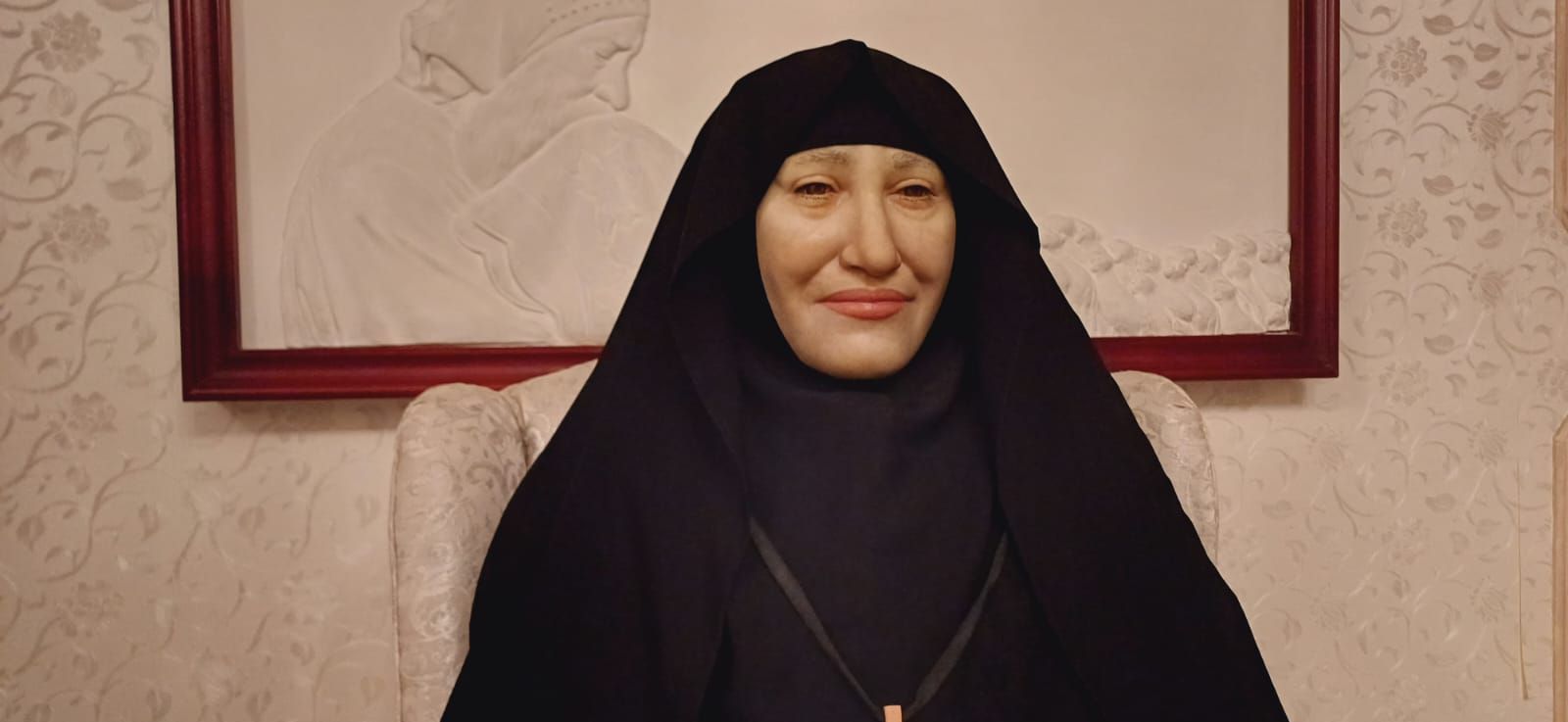 كأنها لا زلت على قيد الحياة.. أول تمثال للأم إيرينى رئيس دير الراهبات