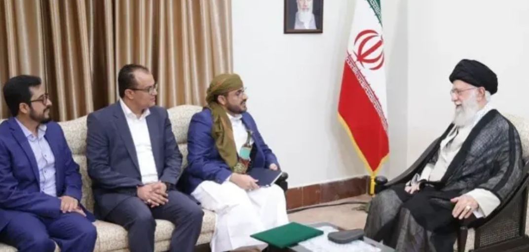 لا علاقة لها باليمن وغزة...مسؤول حكومي: تنازلات حوثية كبيرة لواشنطن مقابل قضية