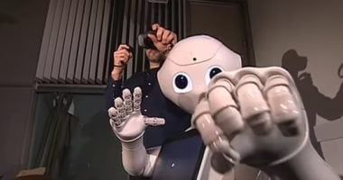 تكنولوجيا: تحدي العيد بتقنية الواقع الافتراضي: تجربة مستقبلية تجمع العائلة والأصدقاء