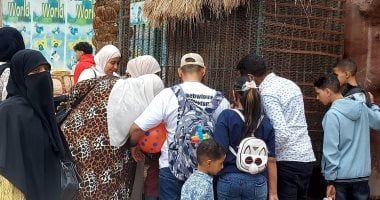 إقبال واسع على حديقة الحيوان بالحديقة الدولية فى ثانى أيام عيد الفطر.. صور