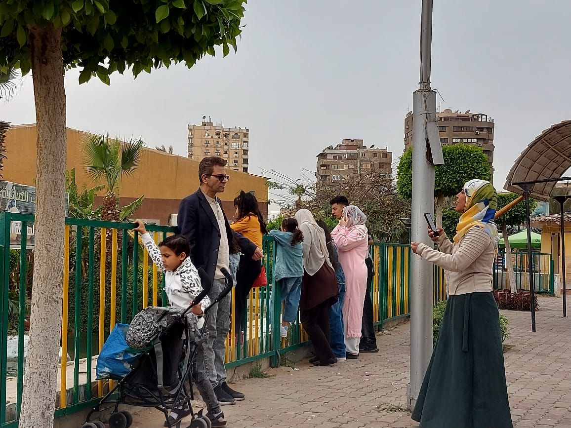 عيد الفطر.. الحديقة الدولية تحتضن أجواء الفرح والوحدة بين المسلمين والمسيحيين