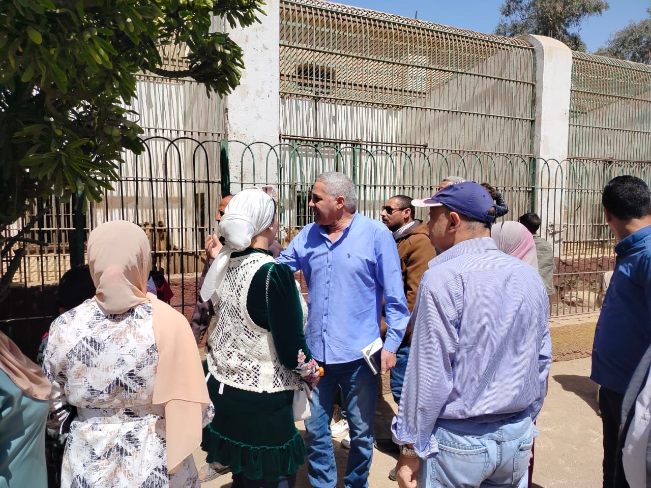 في ثالث أيام العيد.. جولة لرئيس الخدمات البيطرية بحديقة الحيوان ببني سويف