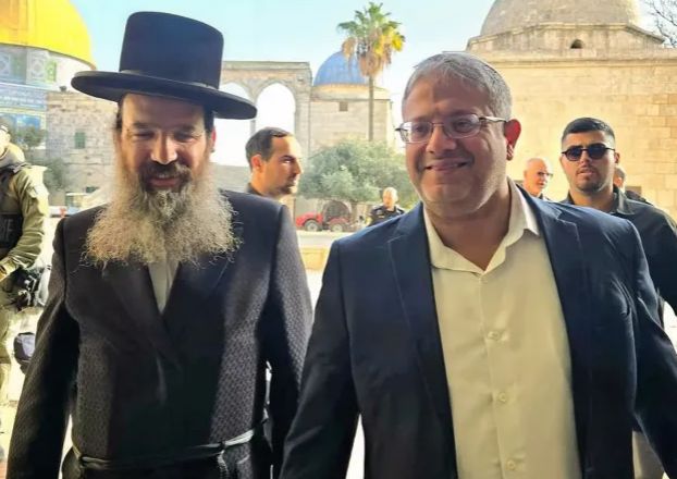 إيتمار بن غفير يجدد اقتحامه للمسجد الأقصى.. صور