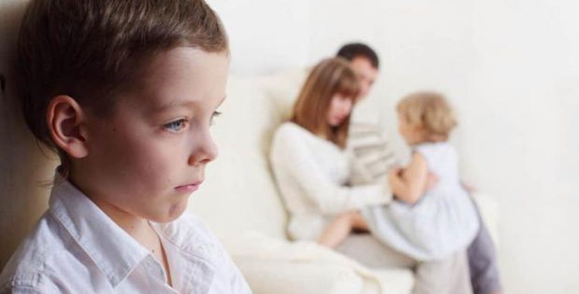 6 علامات تؤكد إصابة طفلك بالتوحد.. راقبها مبكرا ولا تتجاهل زيارة الطبيب