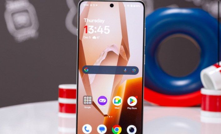 تكنولوجيا: الإعلان رسميًا عن سعة بطارية ووزن هاتف OnePlus 13T